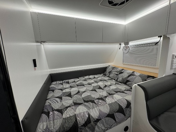 576374130_1369268648543180_1813445012291141479_n