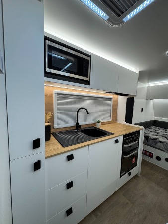 576403577_1369269945209717_3947651963375446455_n