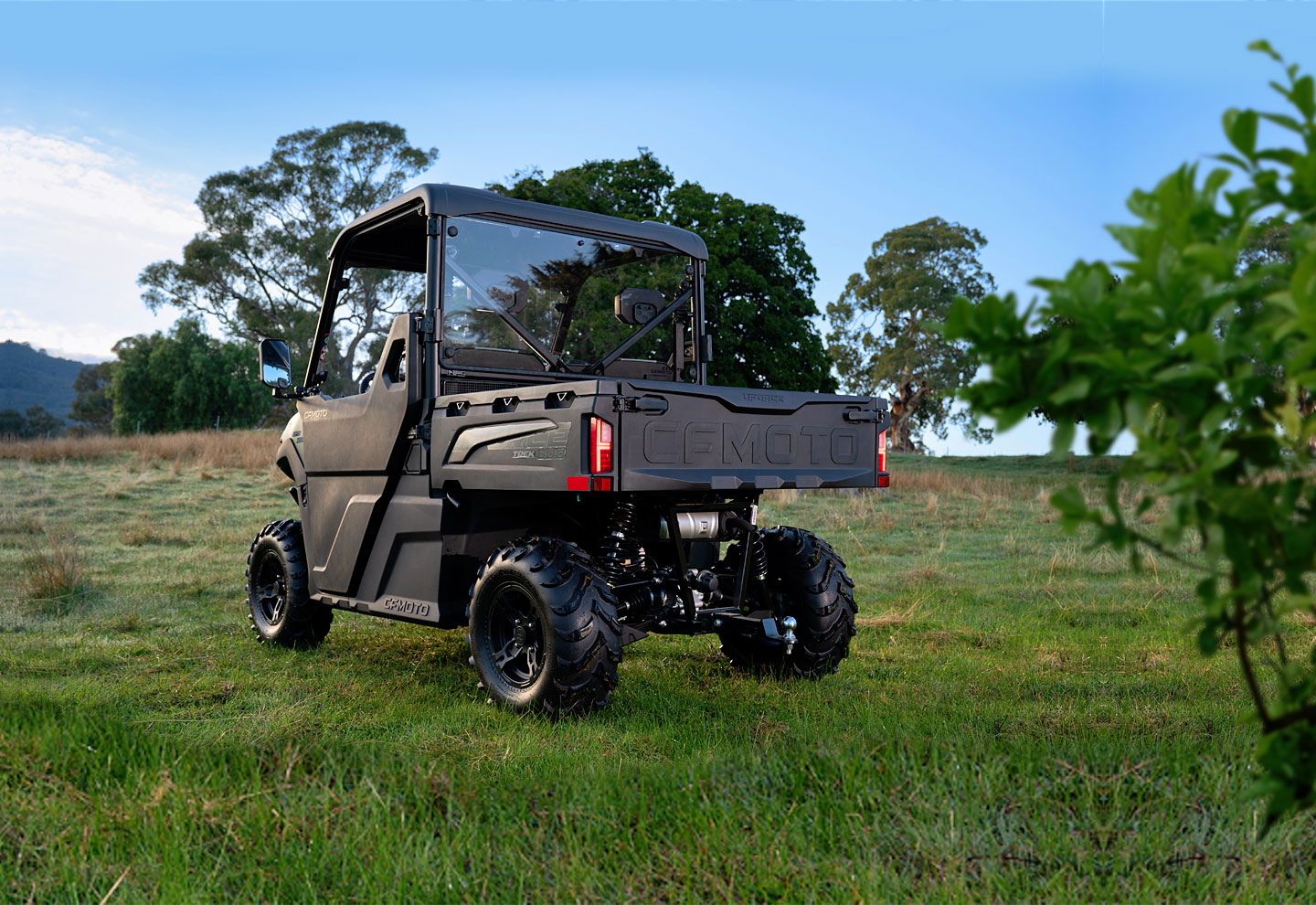 uforce 600 eps trek